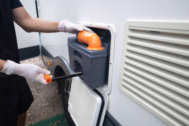 Best Portable bathroom rental  in North Lynnwood, WA