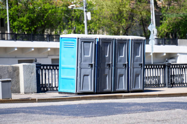 Best Porta potty delivery and setup  in North Lynnwood, WA
